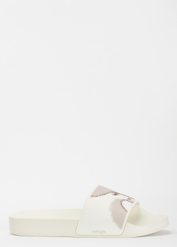Білі шльопанці Menghi із зображенням жінки., фото