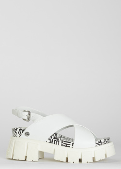 Сандалии белого цвета Love Moschino на массивной подошве, фото