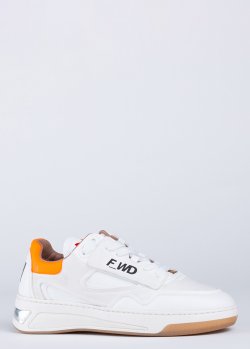 Масивні кросівки FWD Lab у білому кольорі., фото