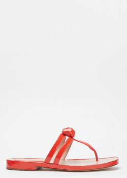 Красные шлепанцы Stuart Weitzman с декором-розой, фото