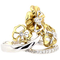 Кольцо из комбинированного золота с бриллиантами и цветами, фото