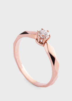 Кольцо с бриллиантом из красного золота, фото