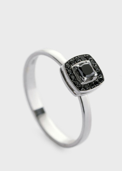 Золотое кольцо с черными бриллиантами, фото