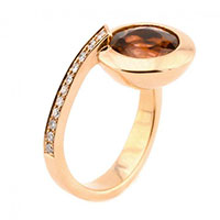 Кольцо из красного золота с бриллиантами и турмалином, фото