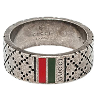 Чоловічий срібний перстень Gucci Diamantissima з гравіюванням та емаллю, фото