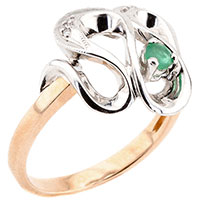 Золотое кольцо с изумрудом в комбинированном цвете металла, фото