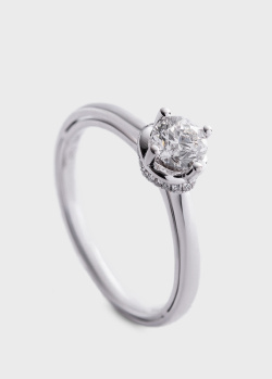 Помолвочное кольцо с бриллиантами из золота, фото