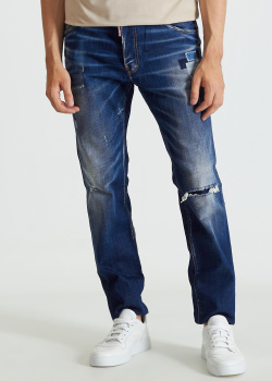 Синие джинсы Dsquared2 с декором-заплатками, фото