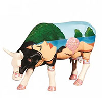 Корова Cow Parade Fernando de Noronha с рисунком пейзажа, фото
