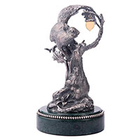 Фігура із срібла Онікс Білка з горішком на дереві, фото