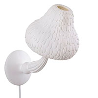 Светильник Seletti Mushroom в форме гриба белого цвета, фото