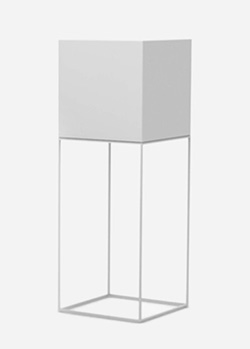 Садовый LED-светильник Vondom Vela в форме куба 112см, фото