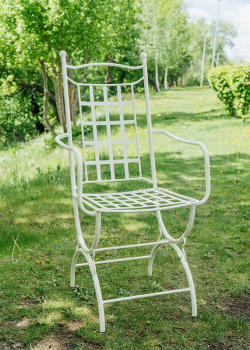 Кресло металлическое Villa Grazia молочного цвета, фото