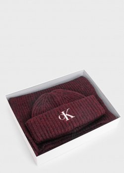 Набір з шапки та шарфу Calvin Klein Jeans бордового кольору, фото